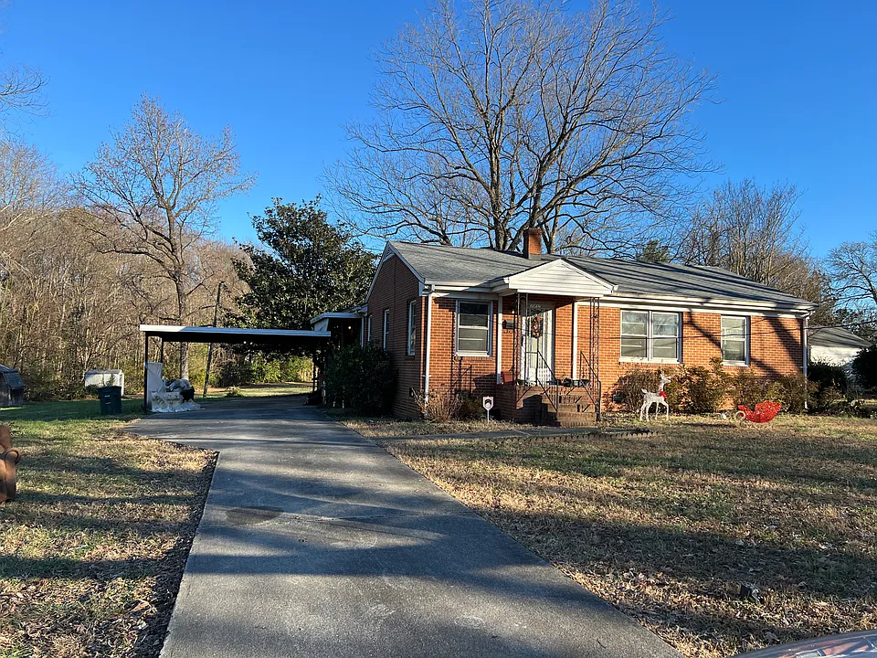 1002 Sykes Ave