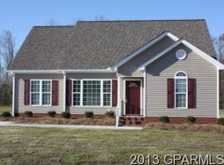 105 Ashberne Dr, Washington, NC 27889