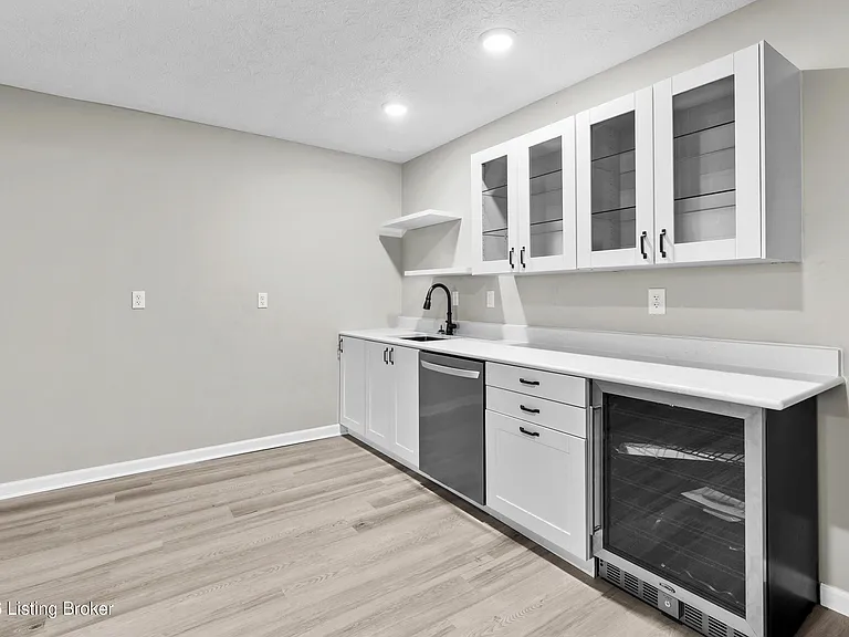 58 Riverside Ln — Photo 24