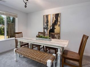 1088 Ihland Pl NE #2, Bainbridge Island, WA 98110