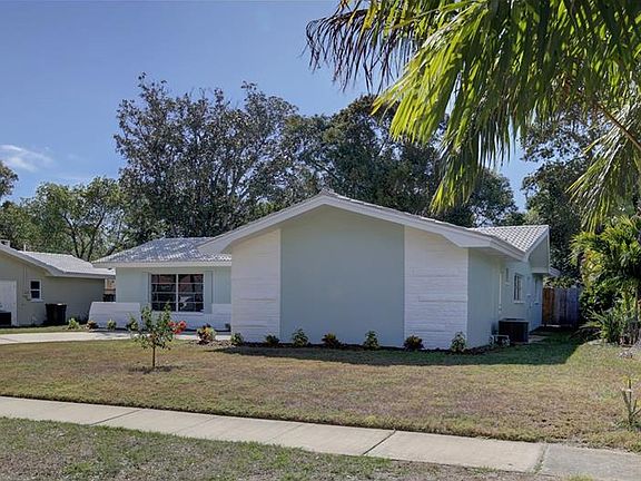 2nd image of 1328 Dickenson Dr