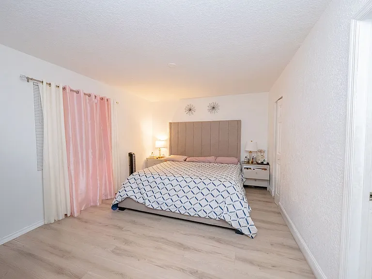 Montego Bay Apartments- 1095 W 77 St Hialeah, FL 33014 — Photo 5