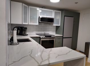 99 Cluff Crossing Rd APT E9, Salem, NH 03079