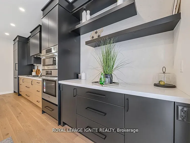 1160 Skyridge Blvd — Photo 14