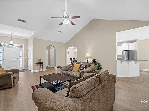 4th image of 23295 Dundee Cir