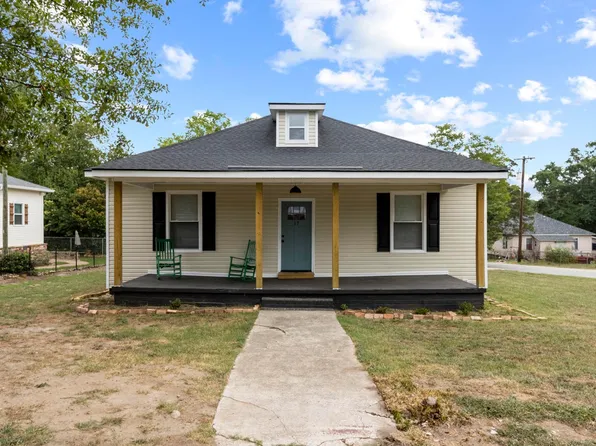 17 4th Ave, Greenville, SC 29611