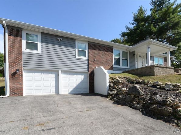 2208 Centeroyal Dr