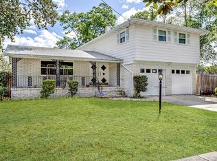 6025 Caprice Dr, Jacksonville, FL 32244