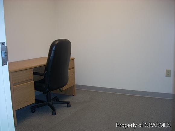 1st image of 211 E Arlington Blvd