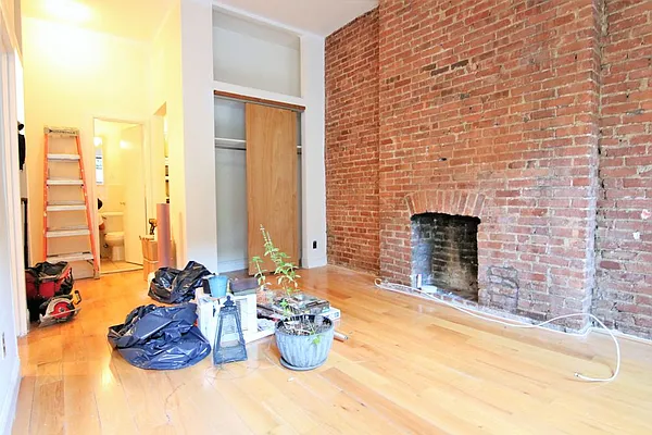 Rented by JK Dansar Corp | media 87