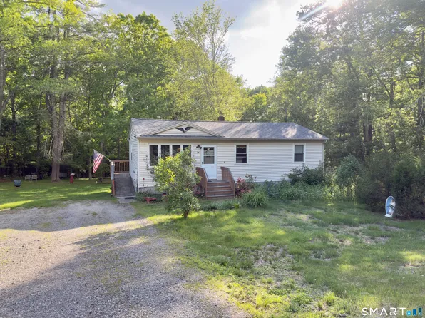 39 Shawnee Drive, Killingly, CT 06239