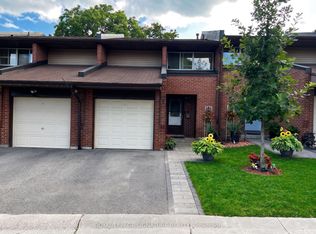 2301 Derry Rd W #33, Mississauga, ON L5N 2R4