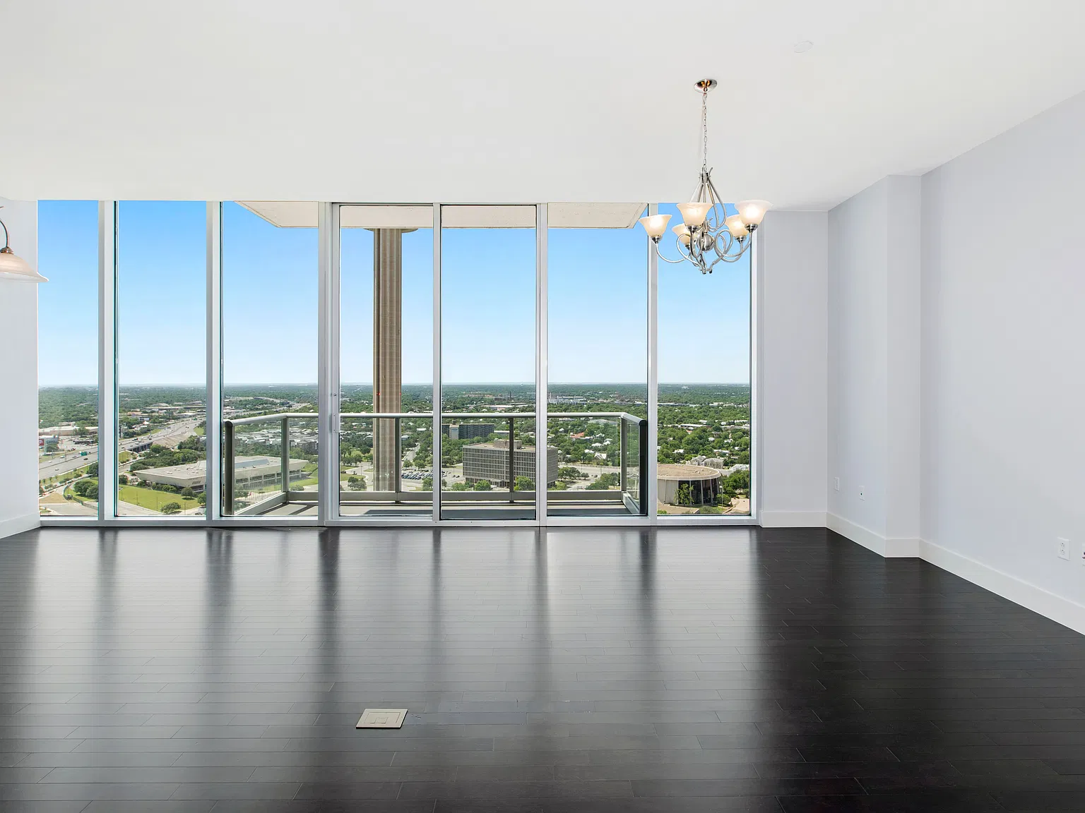 610 East Market Street, San Antonio, TX 78205 — Photo 1