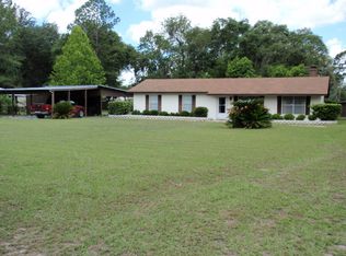 124 Live Oak Ln, Palatka, FL 32177