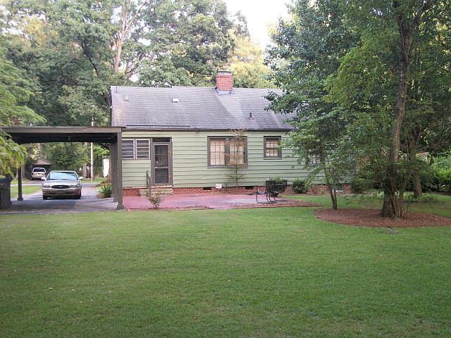 2nd image of 829 W Haven Blvd