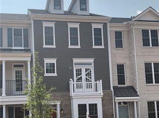 14215 Michaux Village Dr, Midlothian, VA 23113