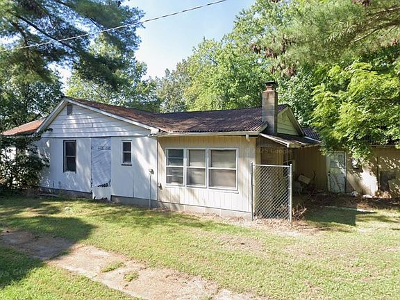 5th image of 901 W Ford Ave