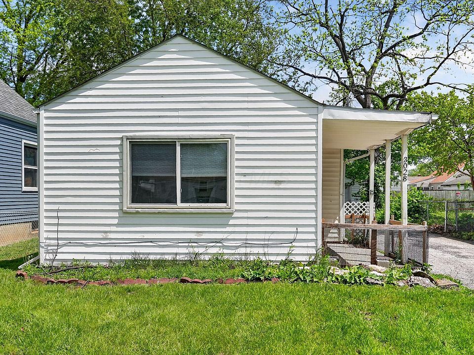 1st image of 3028 Hiawatha St