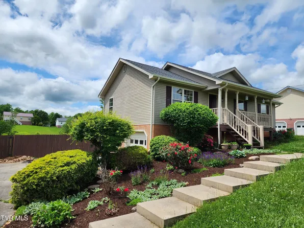 28 Mockingbird Ct, Jonesborough, TN 37659