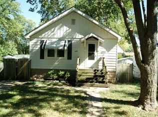 404 Peale St, Joliet, IL 60433