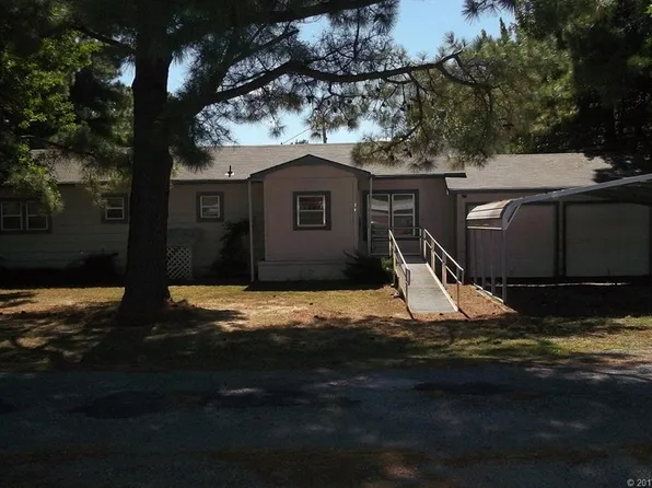 19 Circle Dr, Eufaula, OK 74432