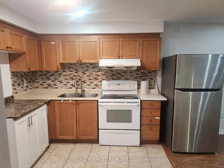 59 Rollingwood Dr — Photo 3