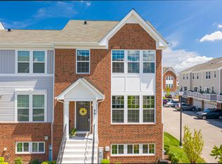 49 Nicholas Dr W #15A, Des Plaines, IL 60016