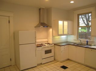 202 Sterrett Ave APT 1, Covington, KY 41014