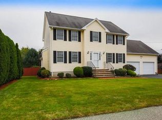 88 Bedford Rd, Woburn, MA 01801