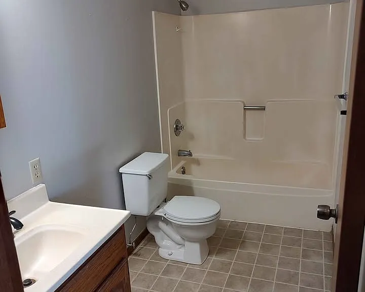 124 W Saint George Ave #1 — Photo 9