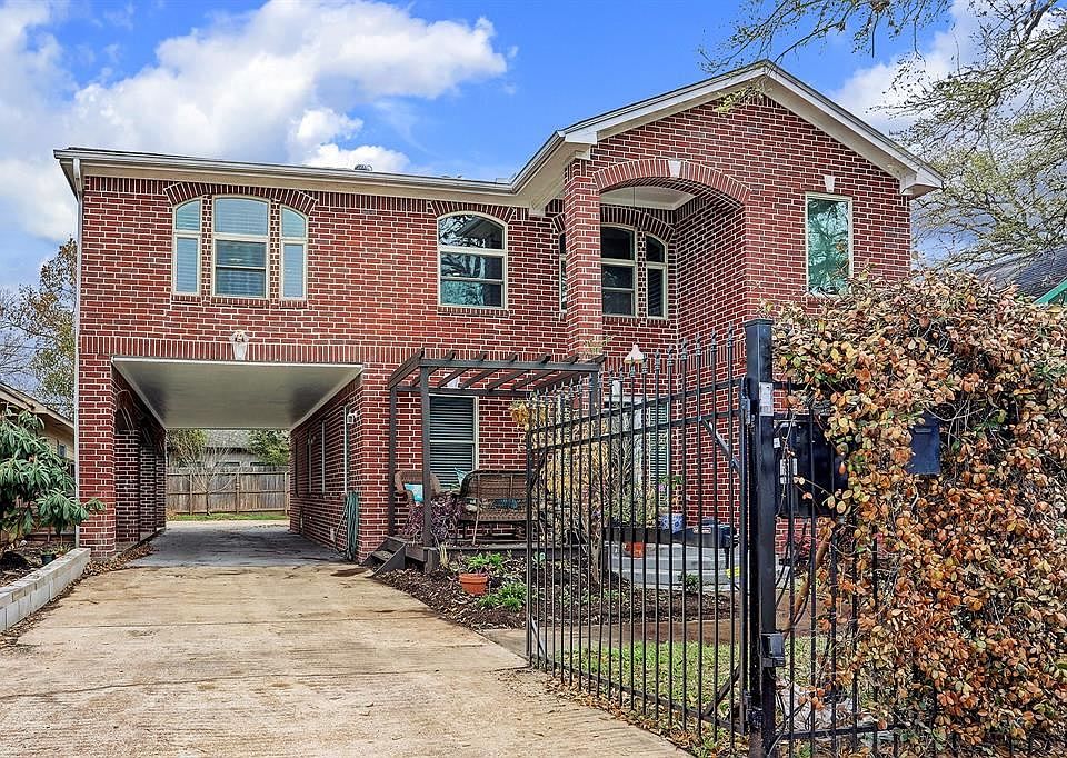 1st image of 2713 Rosewood St