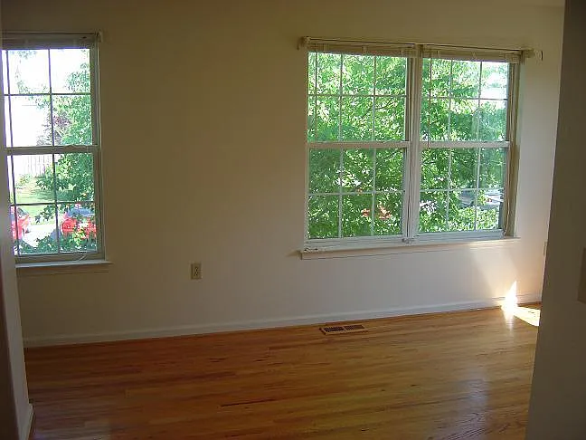 Master bedroom (1)