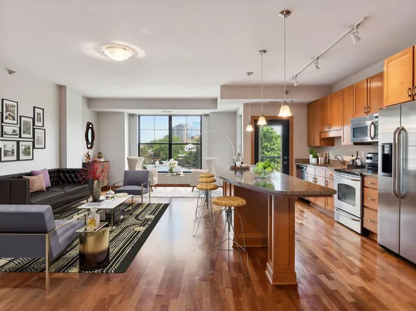 317 Groveland Ave Unit 520, Minneapolis, MN 55403