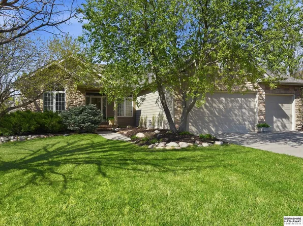18304 Polk St, Omaha, NE 68135