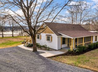 210 Odoms Bend Rd, Gallatin, TN 37066