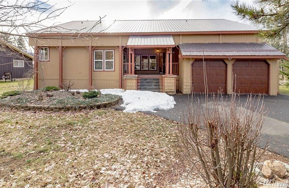 Solid comfortable manufactured home with a snow shed 