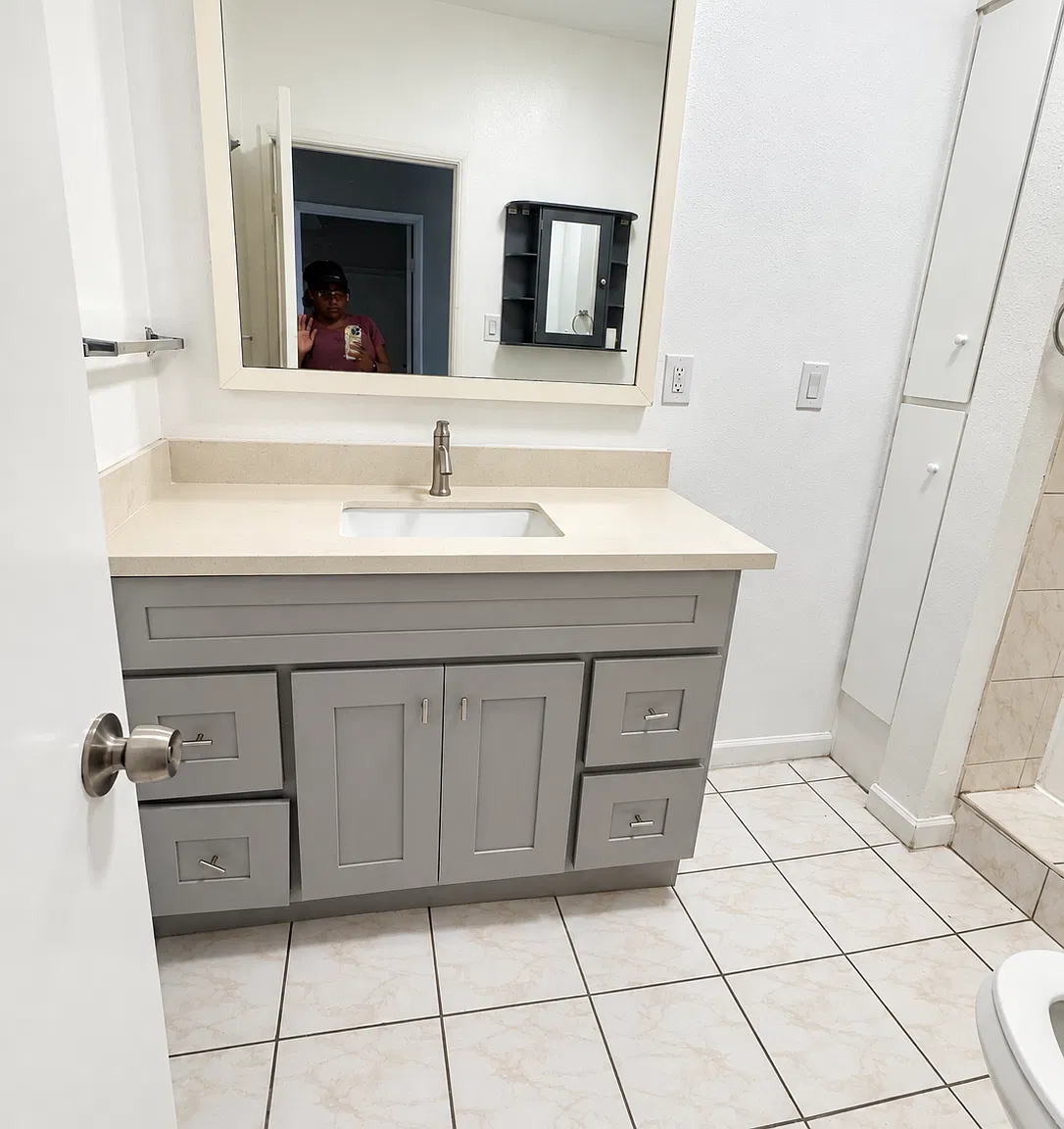 3 bed, 1.0 bath, $2,995 — Photo 2