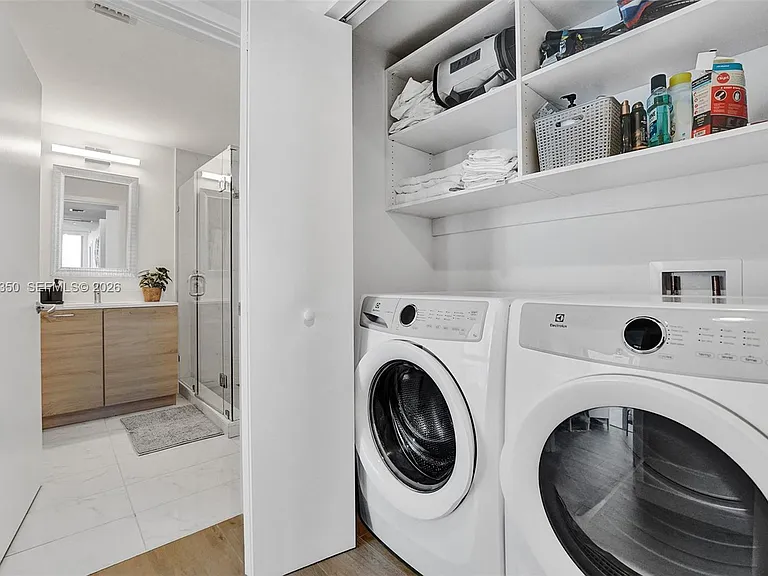16385 Biscayne Blvd #3107 — Photo 33