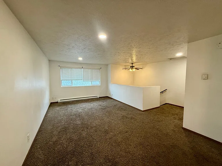 1605 W York Ave — Photo 3