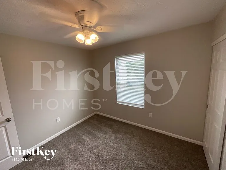 1624 Rosemore Ln — Photo 9