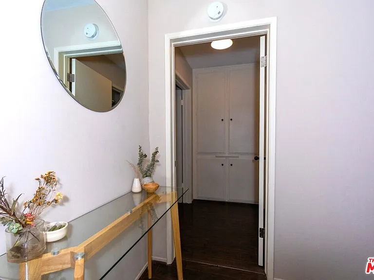 6001 Canterbury Dr #303 — Photo 16