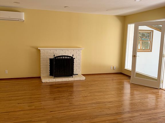 5th image of 191 Lyell St