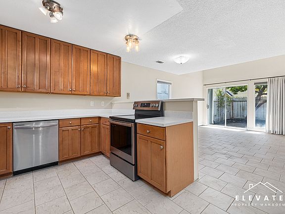 4th image of 8244 Windmill Farms Dr #1