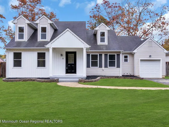 5 Shelli Terrace, Barnegat, NJ 08005