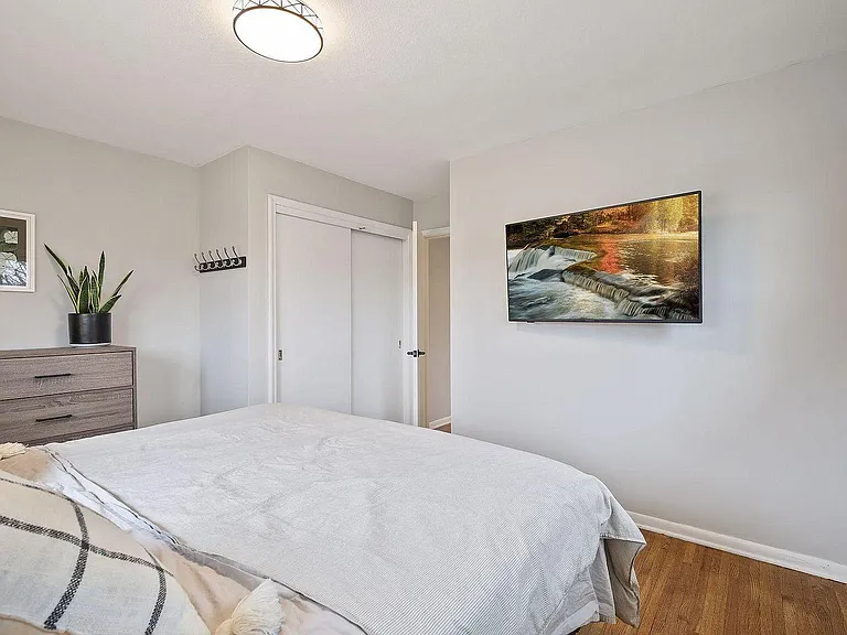 11301 Friar Ln — Photo 20