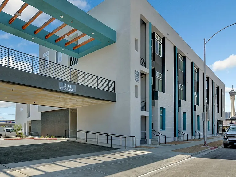 C3 Lofts — Photo 26