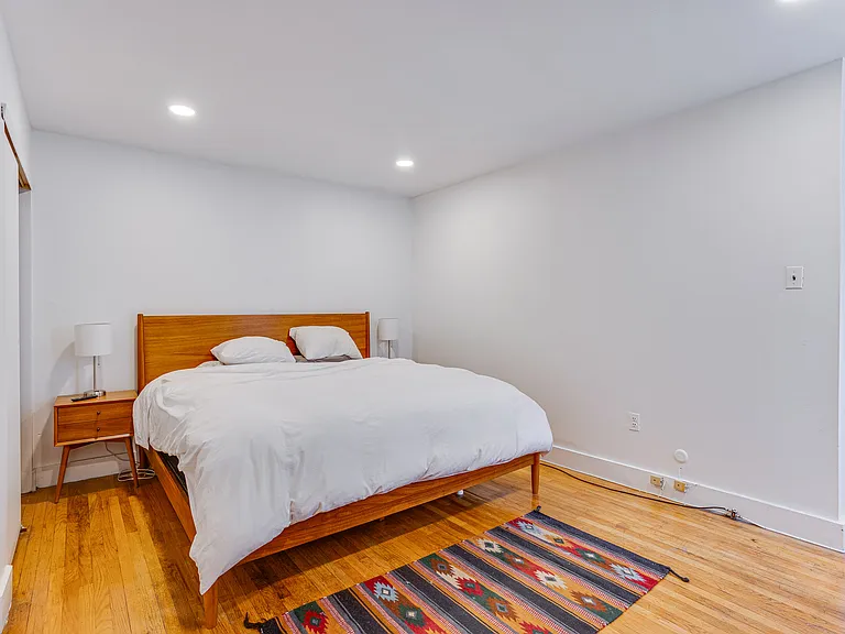 2213 Green St #B3 — Photo 11