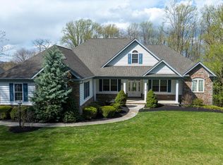 12 Woods Dr, New Providence, PA 17560