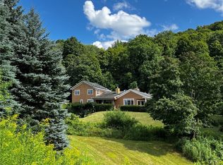 4230 State Route 46, Munnsville, NY 13409