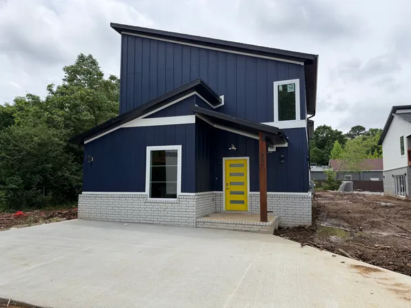 916 N Sang Ave, Fayetteville, AR